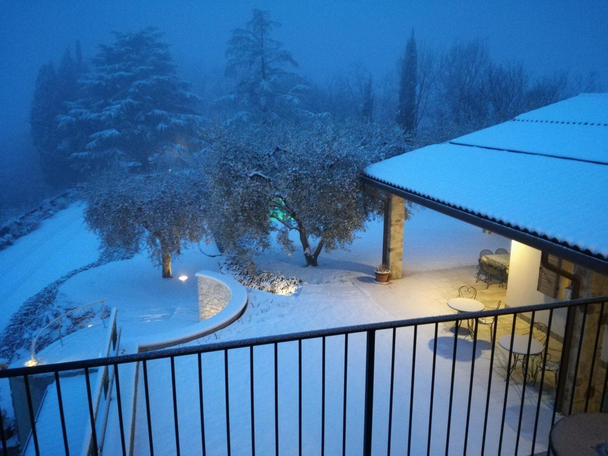 Relais Colle San Giorgio Bed & Breakfast Bardolino Exterior photo