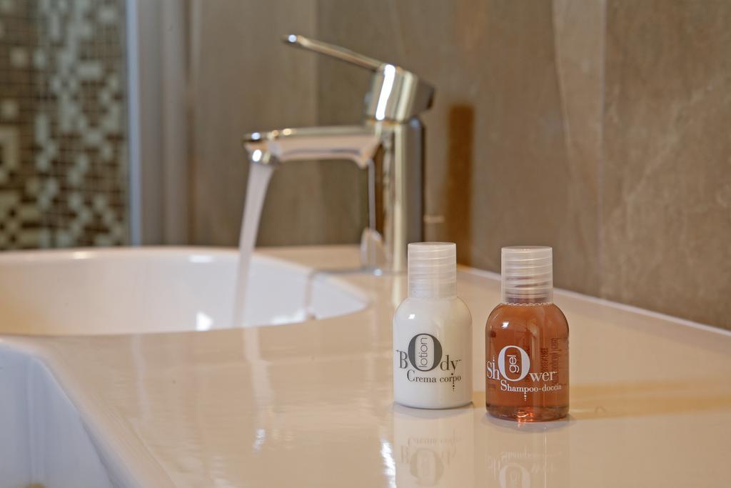 Relais Colle San Giorgio Bed & Breakfast Bardolino Room photo